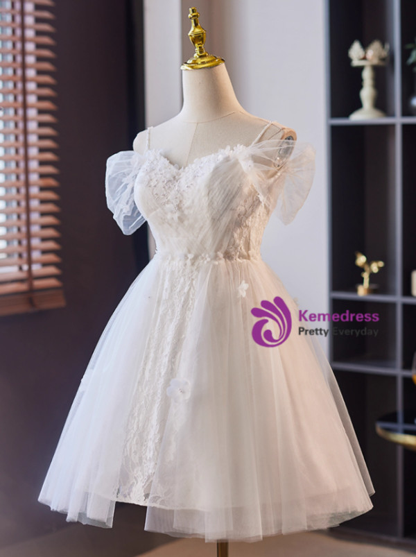 White Tulle Lace Spaghetti Straps Pearls Wedding Dress