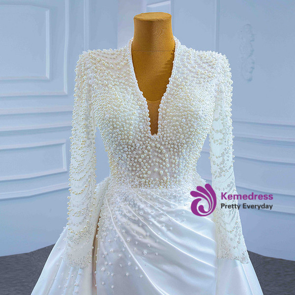 White Mermaid Satin Backless Long Sleeve Wedding Dress