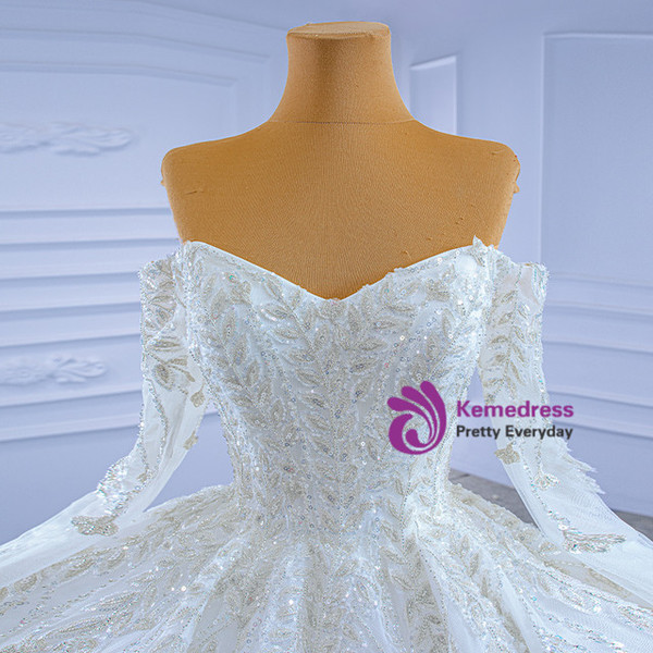 Luxury White Tulle Long Sleeve Sequins Beading Wedding Dress