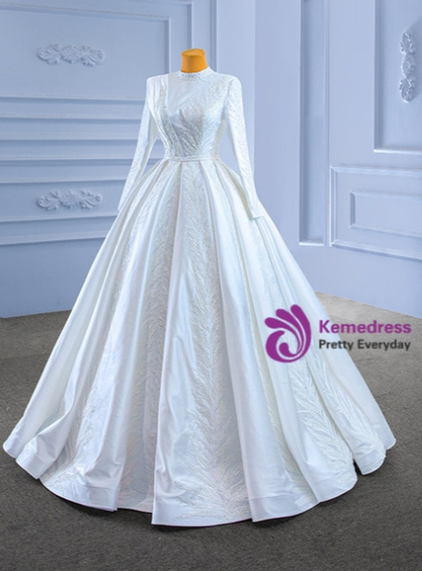 White Satin High Neck Long Sleeve Appliques Wedding Dress