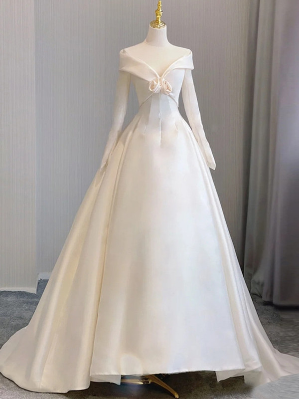 White Satin V-neck Long Sleeve Wedding Dress