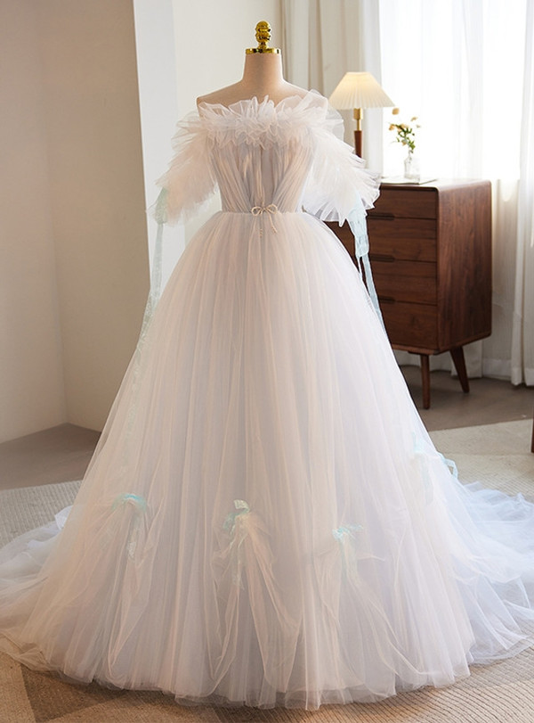 White Tulle Strapless Pleats Wedding Dress