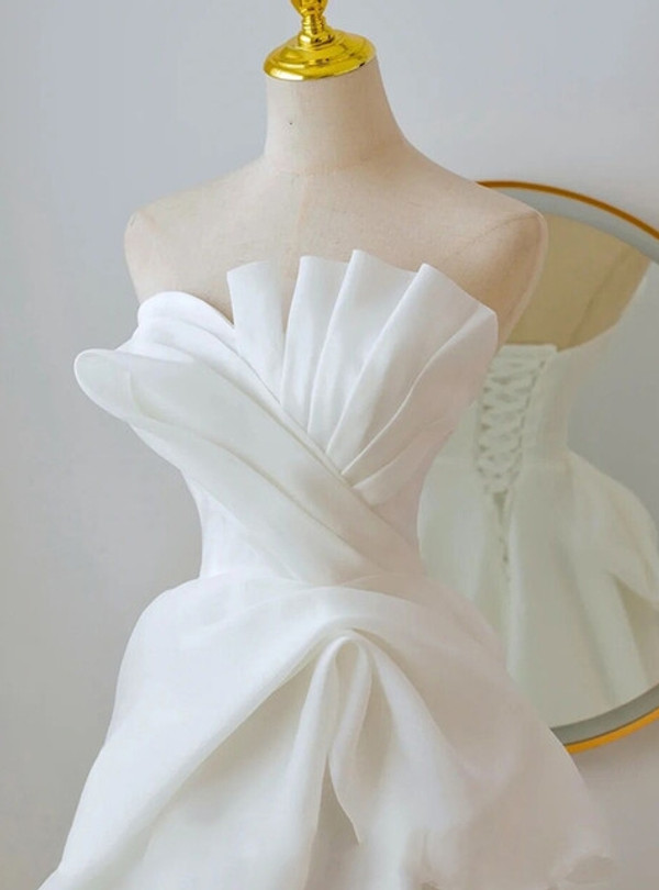 A-Line White Strapless Pleats Wedding Dress