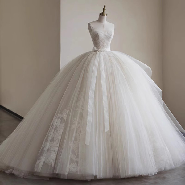 White Ball Gown Tulle Strapless Wedding Dress