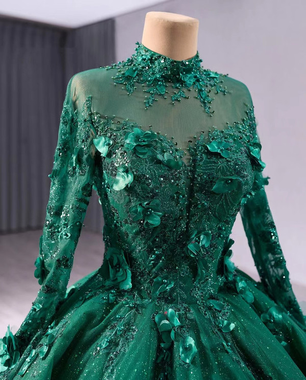 Green Tulle Sequins Long Sleeve Backless Prom Dress