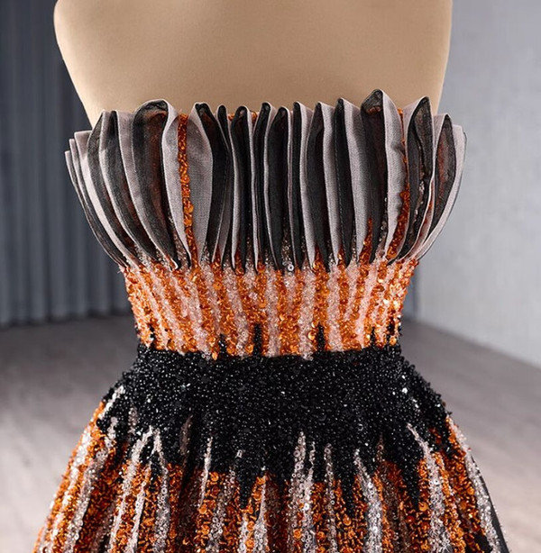 Black Tulle Strapless Pleats Beading Sequins Prom Dress