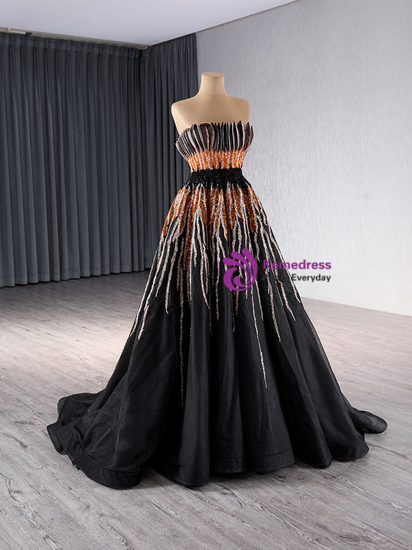 Black Tulle Strapless Pleats Beading Sequins Prom Dress