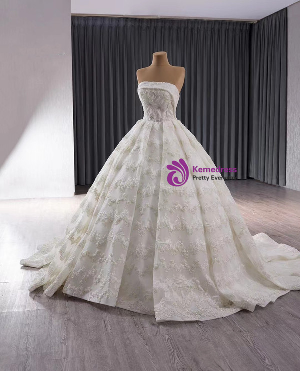 Vintage Ball Gown Strapless Lace Pearls Wedding Dress