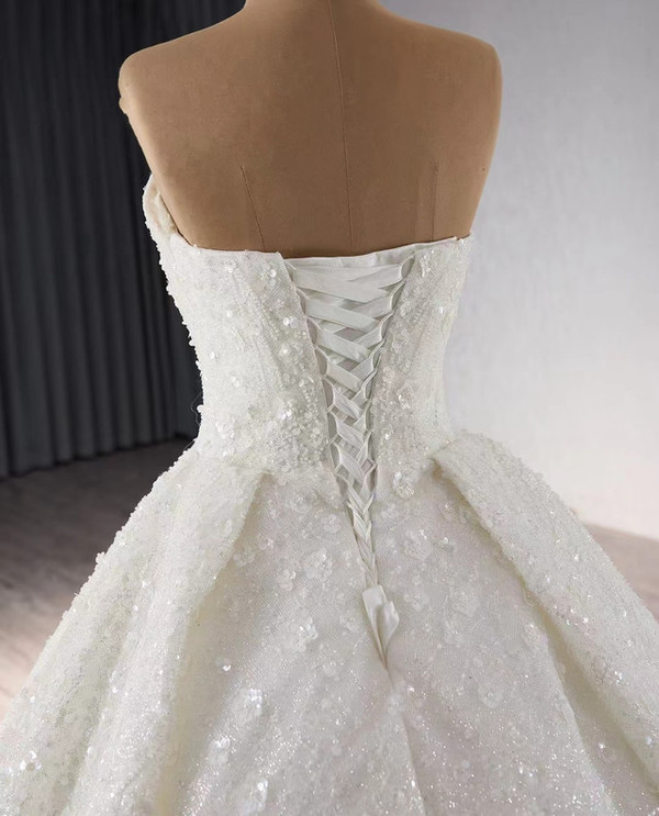 White Tulle Sequins Strapless Wedding Dress 