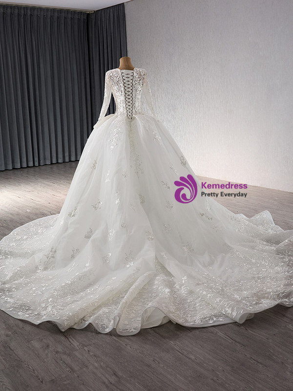 White Tulle V-neck Long Sleeve Lace Appliques Wedding Dress