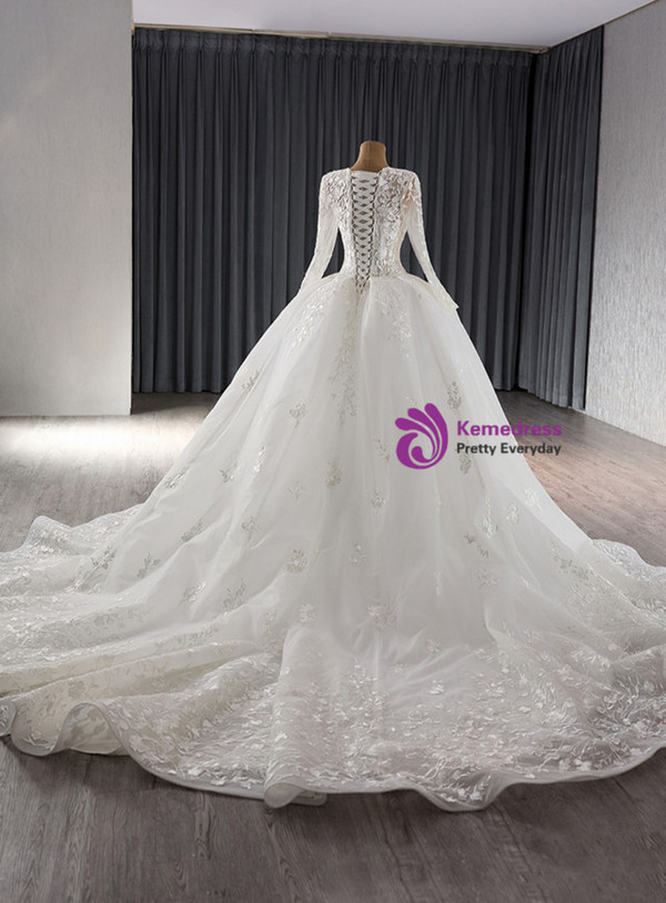White Tulle V-neck Long Sleeve Lace Appliques Wedding Dress