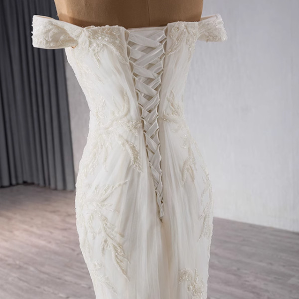 White Mermaid Tulle Pleats Beading Wedding Dress