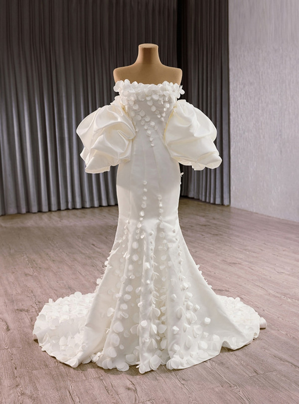 White Mermaid Satin Strapless Puff Sleeve Flower Wedding Dress