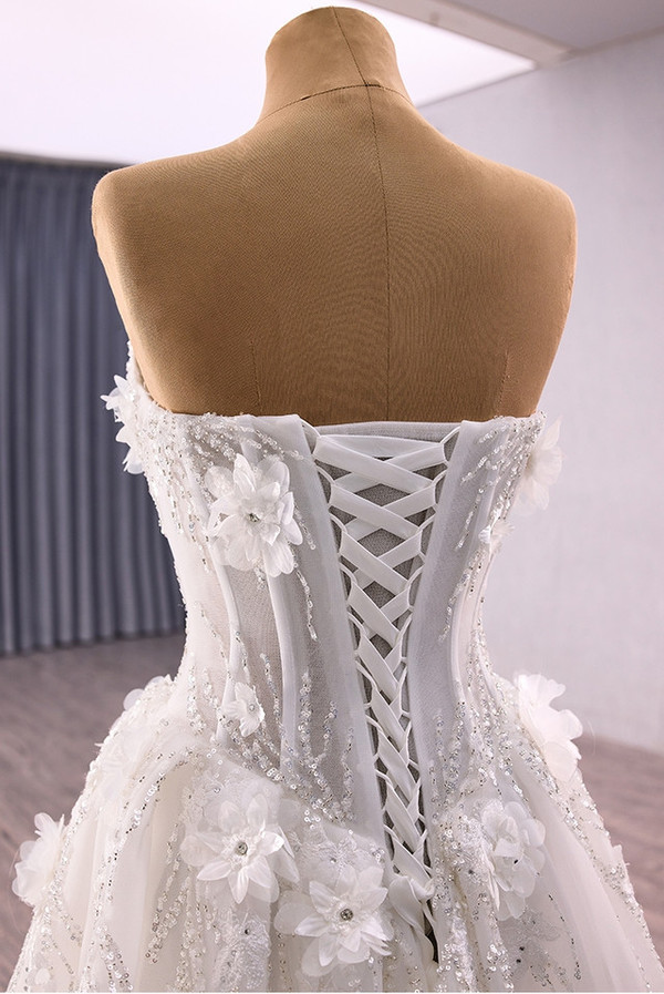 White Strapless Tulle Sequins 3D Appliques Wedding Dress