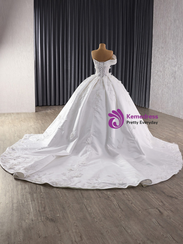 Vintage White Satin 3D Flower Wedding Dress