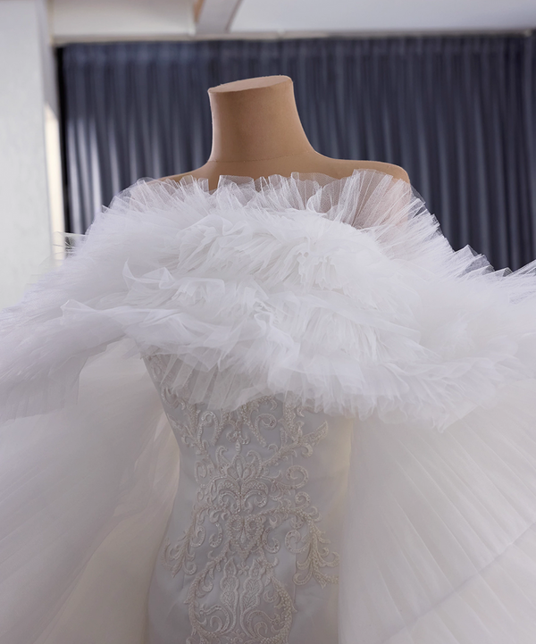 Sexy White Mermaid Tulle Appliques Wedding Dress