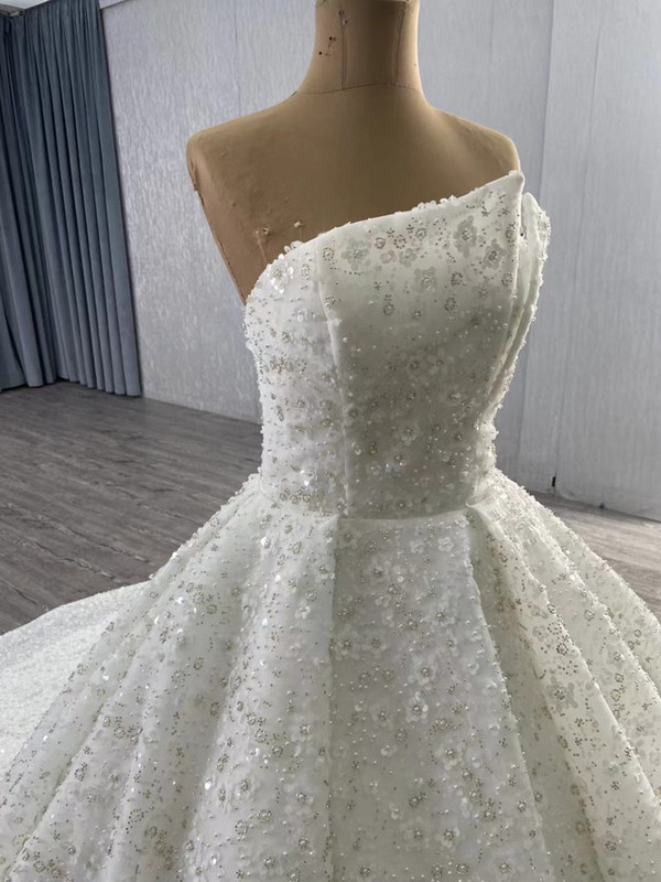 White Sequins Beading Strapless Wedding Dress