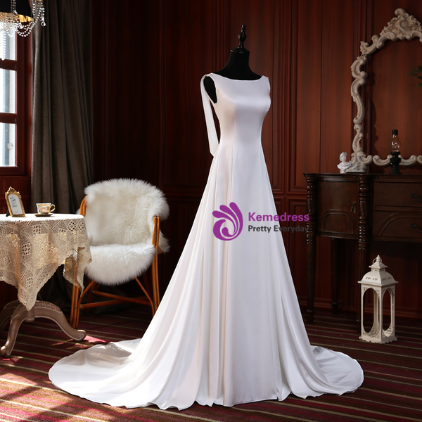 A-LIne White Satin Sleeveless Wedding Dress