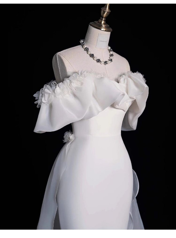 White Mermaid Satin Flower Wedding Dress