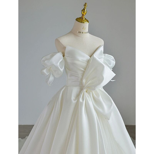Beige White Satin Strapless Wedding Dress