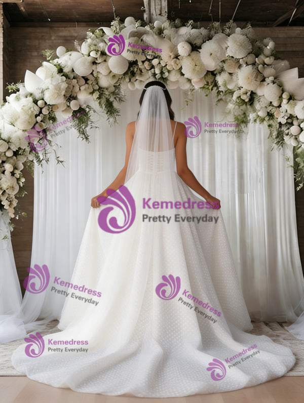 White Tulle Spaghetti Straps Pleats Wedding Dress