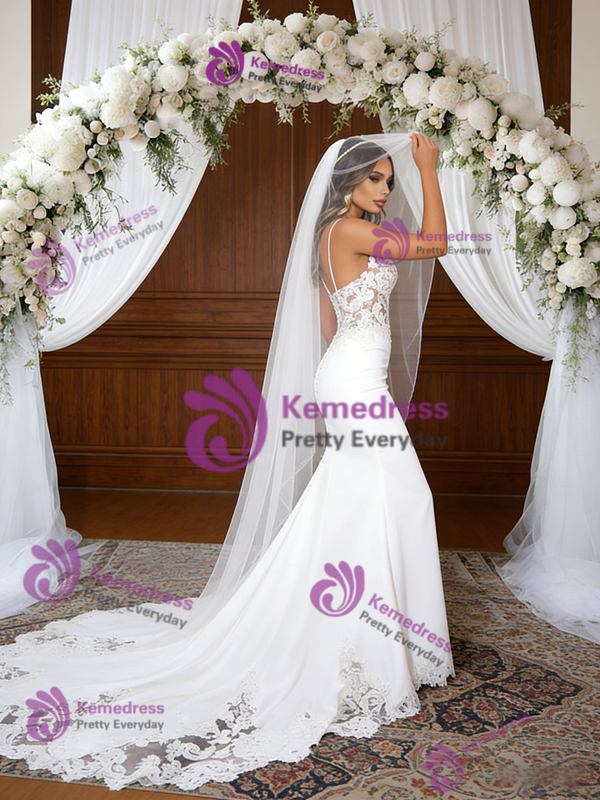 White Mermaid Spaghetti Strapa Appliques Wedding Dress