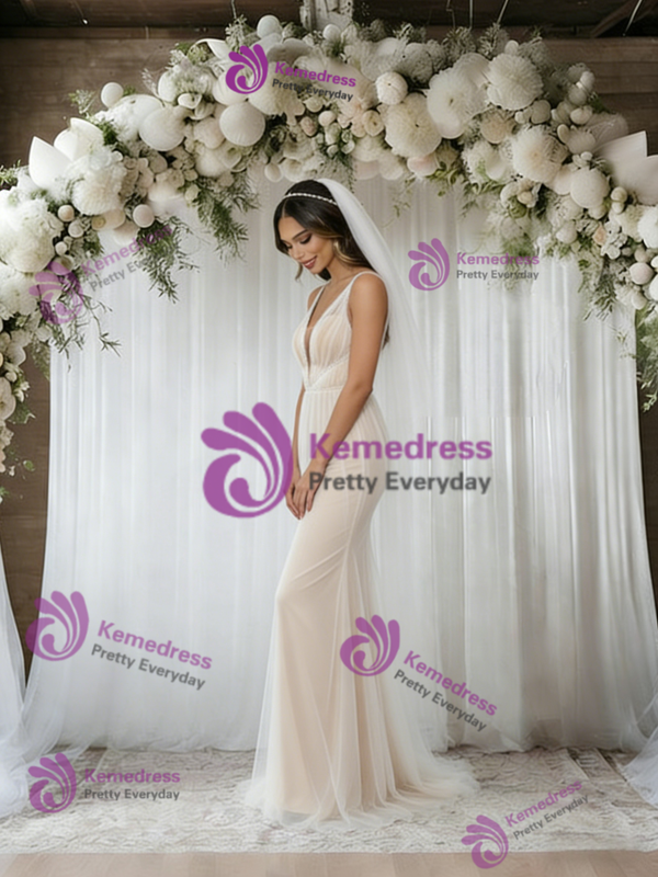 Mermaid V-neck Tulle Pleats Wedding Dress