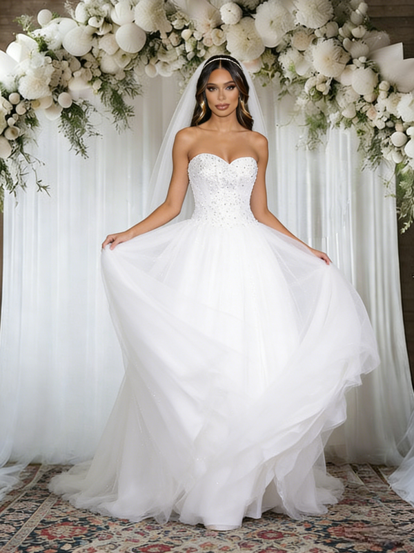 White Tulle Strapless Appliques Wedding Dress