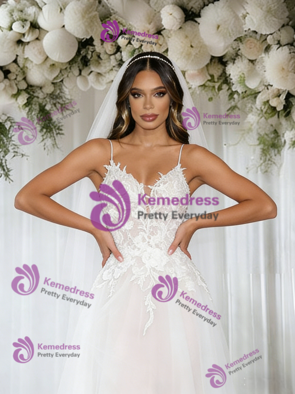 White Tulle Appliques Spaghetti Straps Wedding Dress