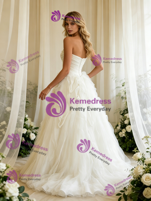 White Tulle Strapless Pleats Wedding Dress