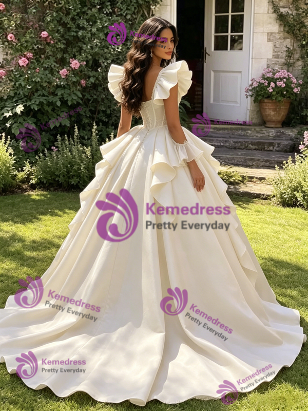 Ivory Straps Ball Gown Quinceanera Dress