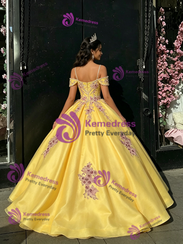 Yellow Spaghetti Straps Appliques Quinceanera Dress