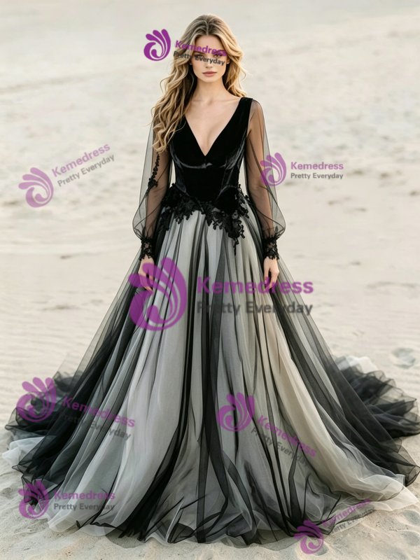 Black Tulle V-neck Long Sleeve Appliques Wedding Dress