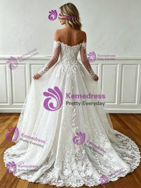 White Tulle Appliques Long Sleeve Wedding Dress