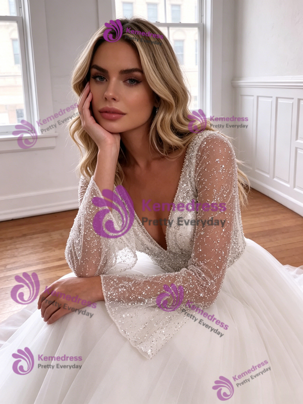 White Tulle V-neck Long Sleeve Wedding Dress