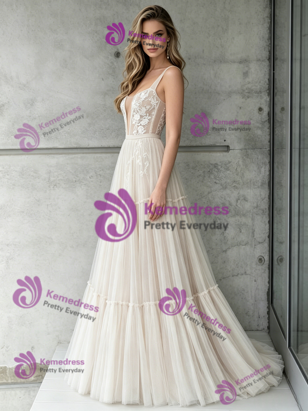 Ivory Tulle Straps Appliques Wedding Dress