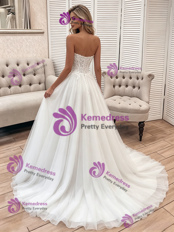 A-Line White Tulle Lace Strapless Wedding Dress