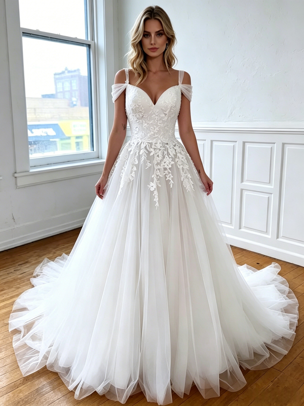 White Tulle Straps Lace Appliques Wedding Dress