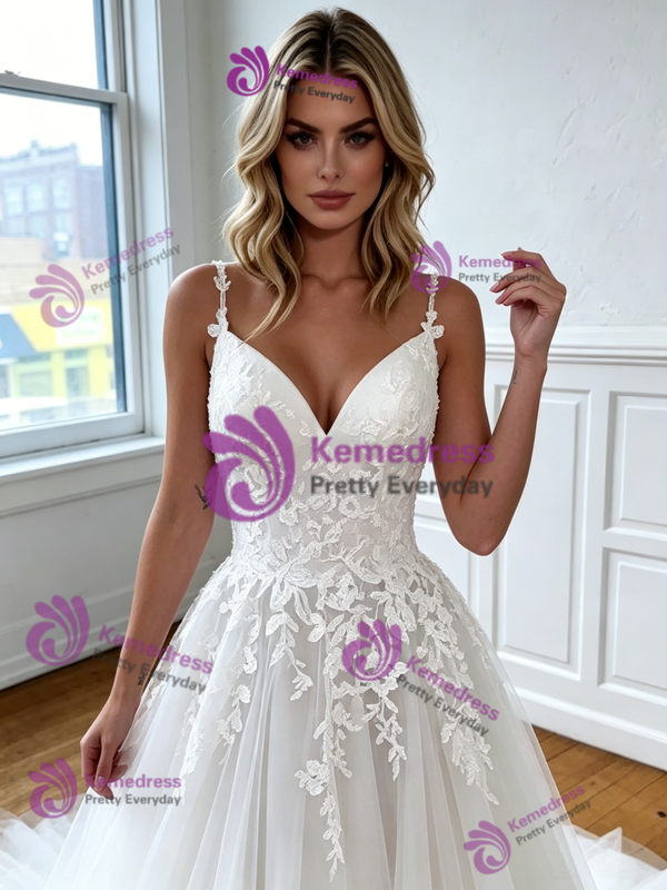 White Tulle Lace Appliques Straps Wedding Dress