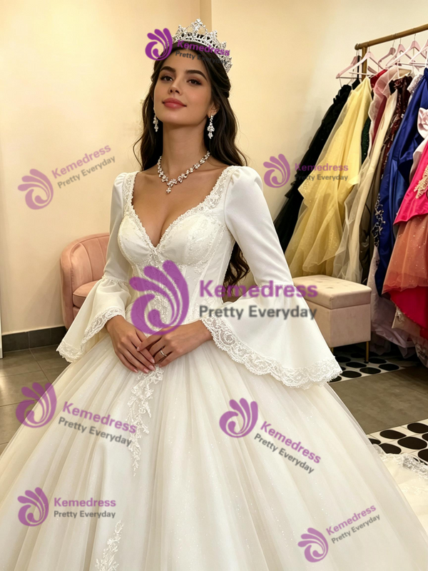 White Tulle Long Sleeve Appliques Quinceanera Dress