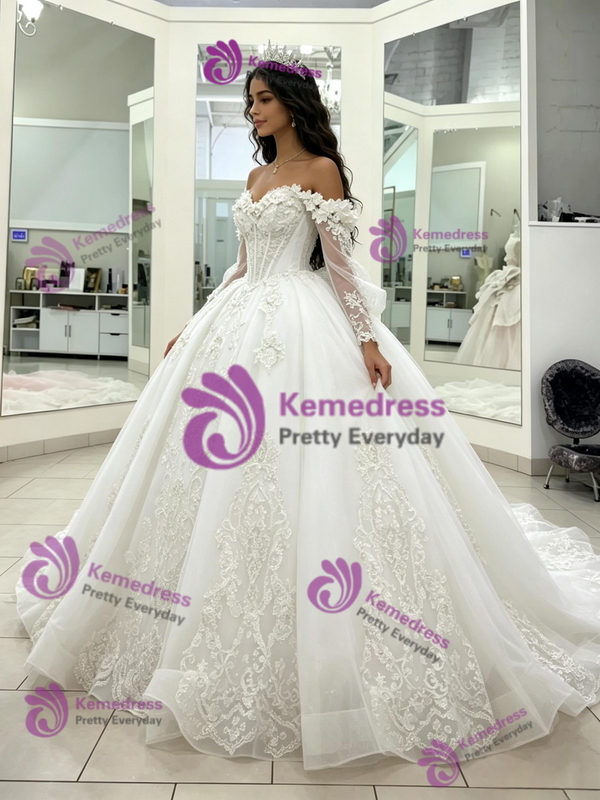 White Tulle Long Sleeve Appliques Quinceanera Dress