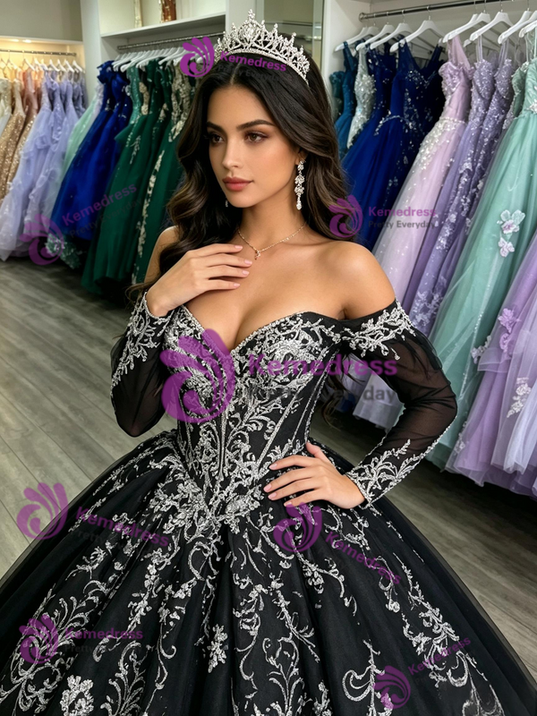 Black Tulle Long Sleeve Appliques Quinceanera Dress