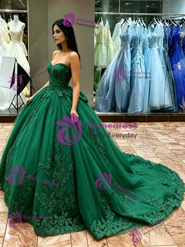 Green Tulle Spaghetti Straps Appliques Quinceanera Dress