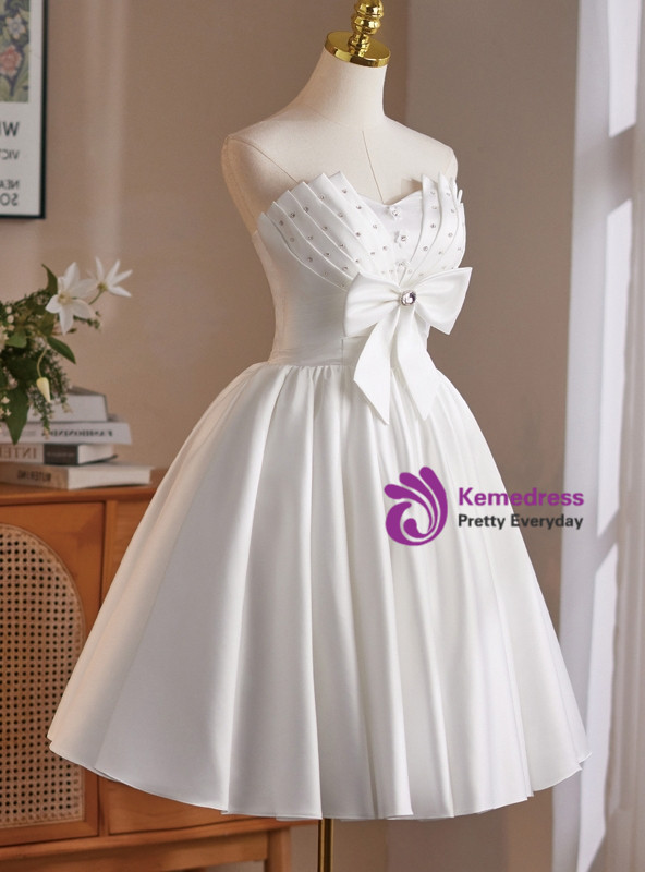 White Satin Strapless Pleats Bow Homecoming Dress