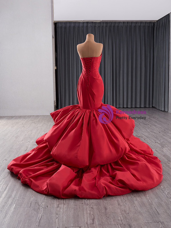 Sexy Red Mermaid Satin Strapless Prom Dress
