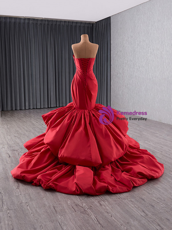 Sexy Red Mermaid Satin Strapless Prom Dress