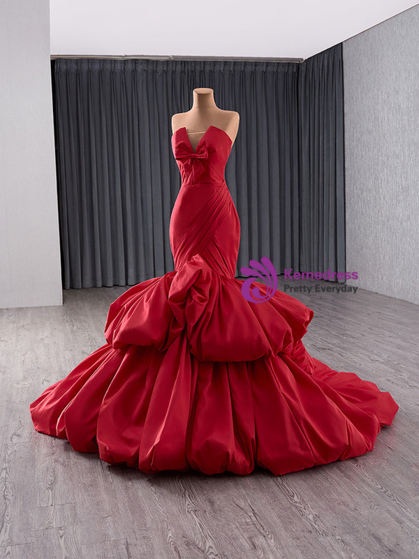 Sexy Red Mermaid Satin Strapless Prom Dress