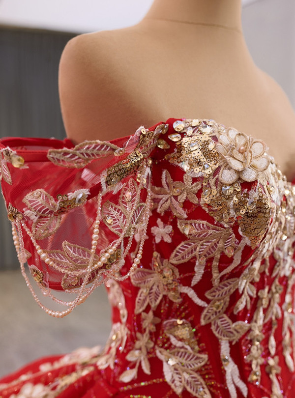 Red Tulle Ball Gown Sequins Appliques Prom Dress
