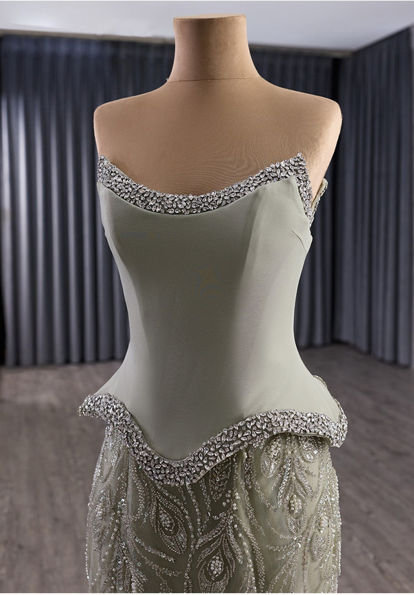 Sexy Green Mermaid Strapless Sequins Beading Prom Dress