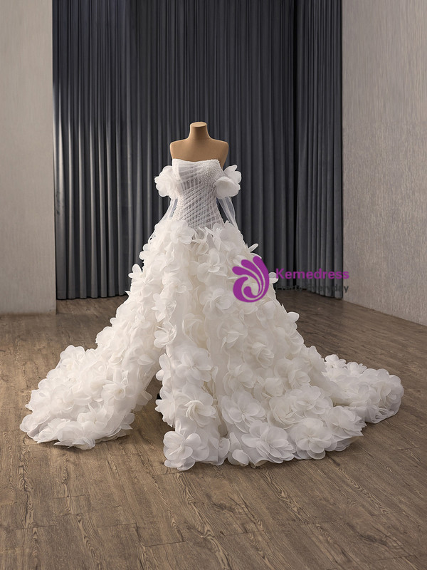 White Tulle 3D Flower Long Sleeve Pleats Wedding Dress